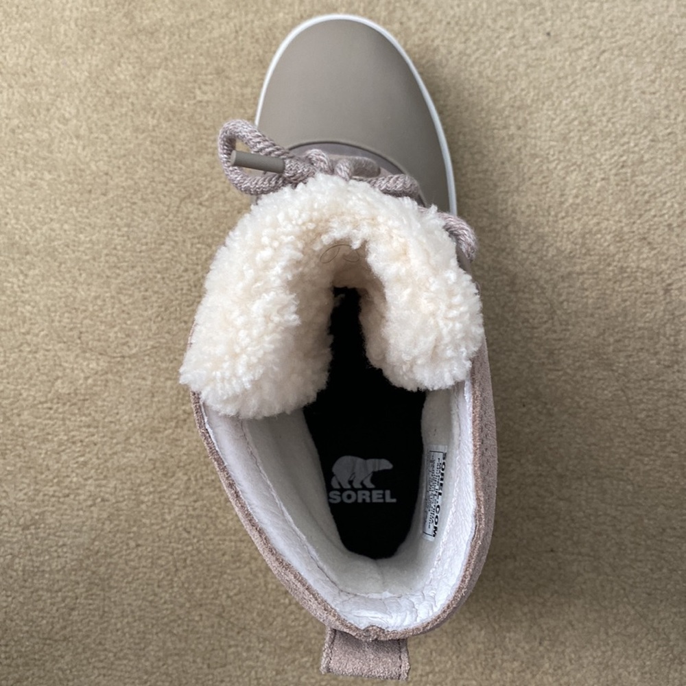 SOREL WOMEN WINTER BOOTS! - Picture 6 of 9